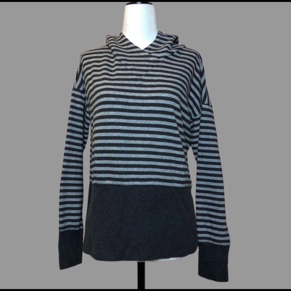 🖤 XS 🖤 Sweatshirt Striped Hoodie Pullover Athletic Athleisure​